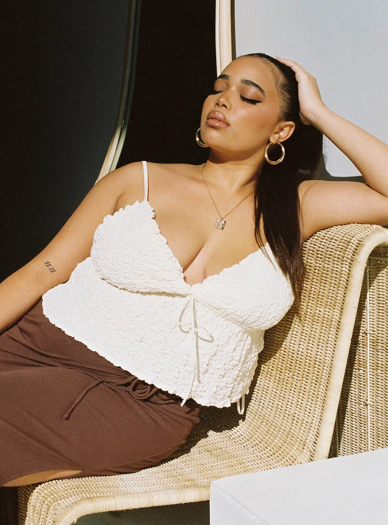 Kellan Top Cream Curve 1 Kellan Top Cream Curve