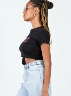 Princess Polly Britney Spears Cropped Tee Black -Polly Fashion Store 3 modelinfo jenaya us2 912820ad f3ca 4462 8dd7 3d0e57a6f54a