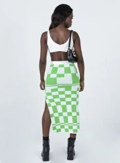 Princess Polly Whitemore Checkboard Midi Skirt Green -Polly Fashion Store 4 modelinfo Cynthia US4 fcfd33ce 72b6 4f3d 9f3e 41aa694c65af