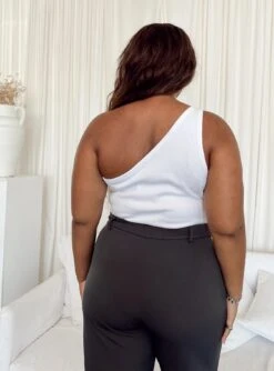 Carden Bodysuit White Curve -Polly Fashion Store 4 modelinfo Paris us14 c7cd4d85 89a0 4b8d a771 1a1df5f3c542